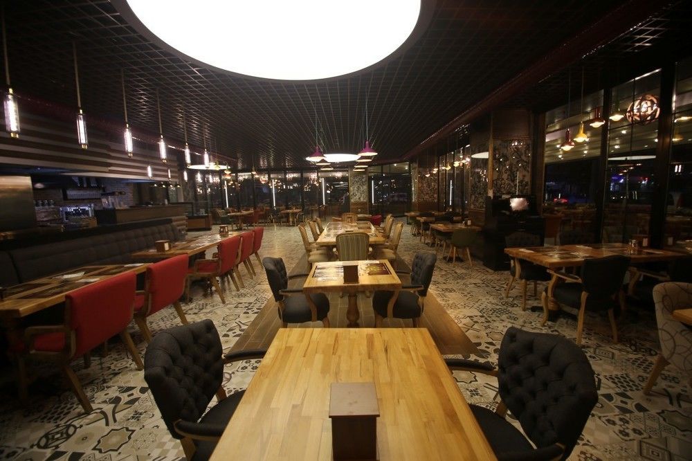 The Corner Hotel Sincan エクステリア 写真